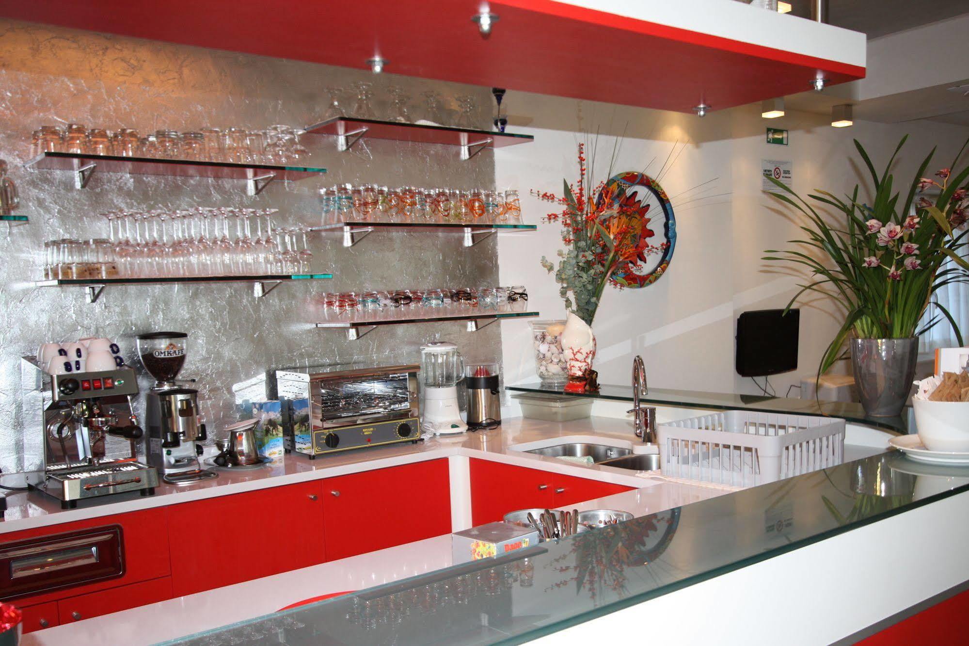 Hotel Garni Corallo 토르볼레 외부 사진