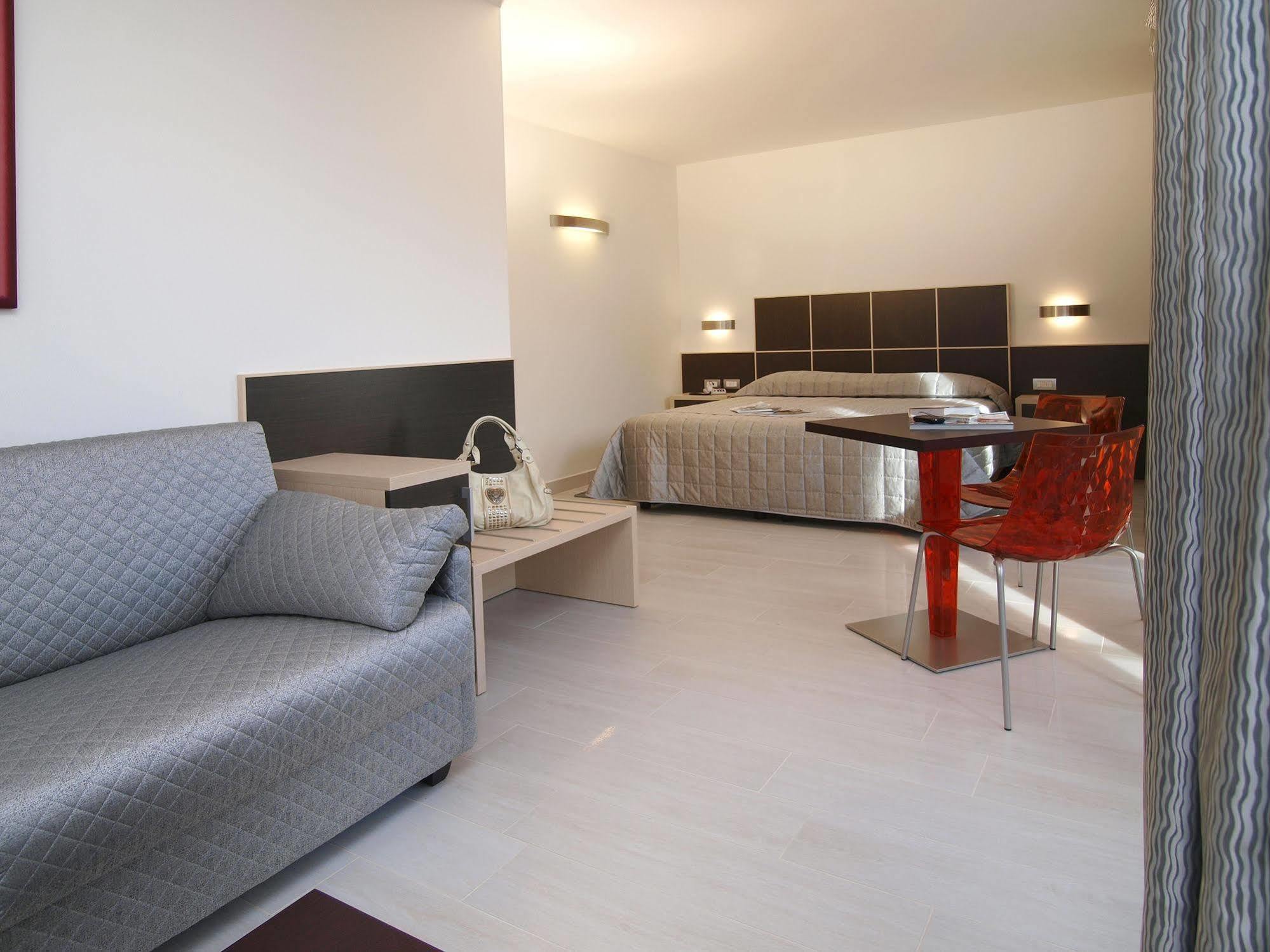 Hotel Garni Corallo 토르볼레 외부 사진
