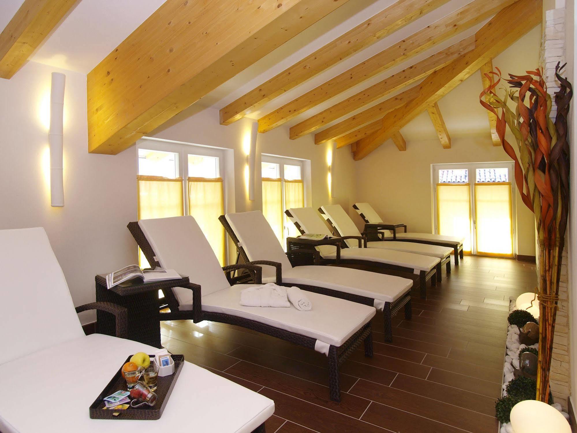 Hotel Garni Corallo 토르볼레 외부 사진